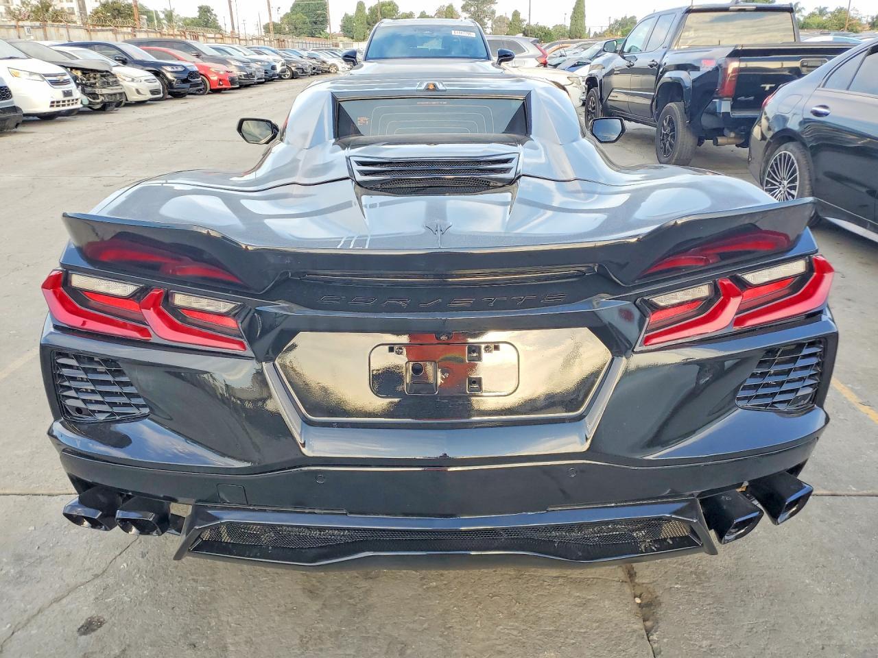 2024 CHEVROLET CORVETTE STINGRAY 2LT — Фото 6 из 12