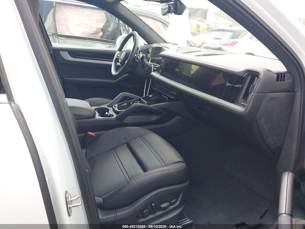 WP1AA2AY5RDA14496 2024 PORSCHE CAYENNE photo no. 5