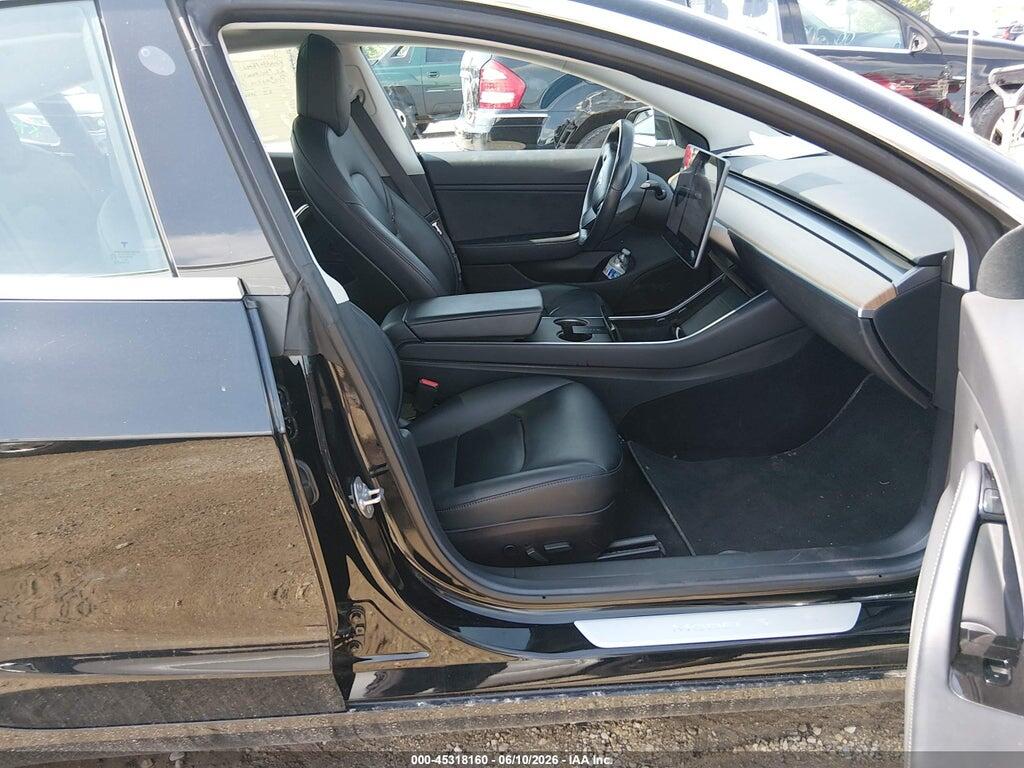 5YJ3E1EA0JF012559 2018 TESLA MODEL 3 photo no. 5