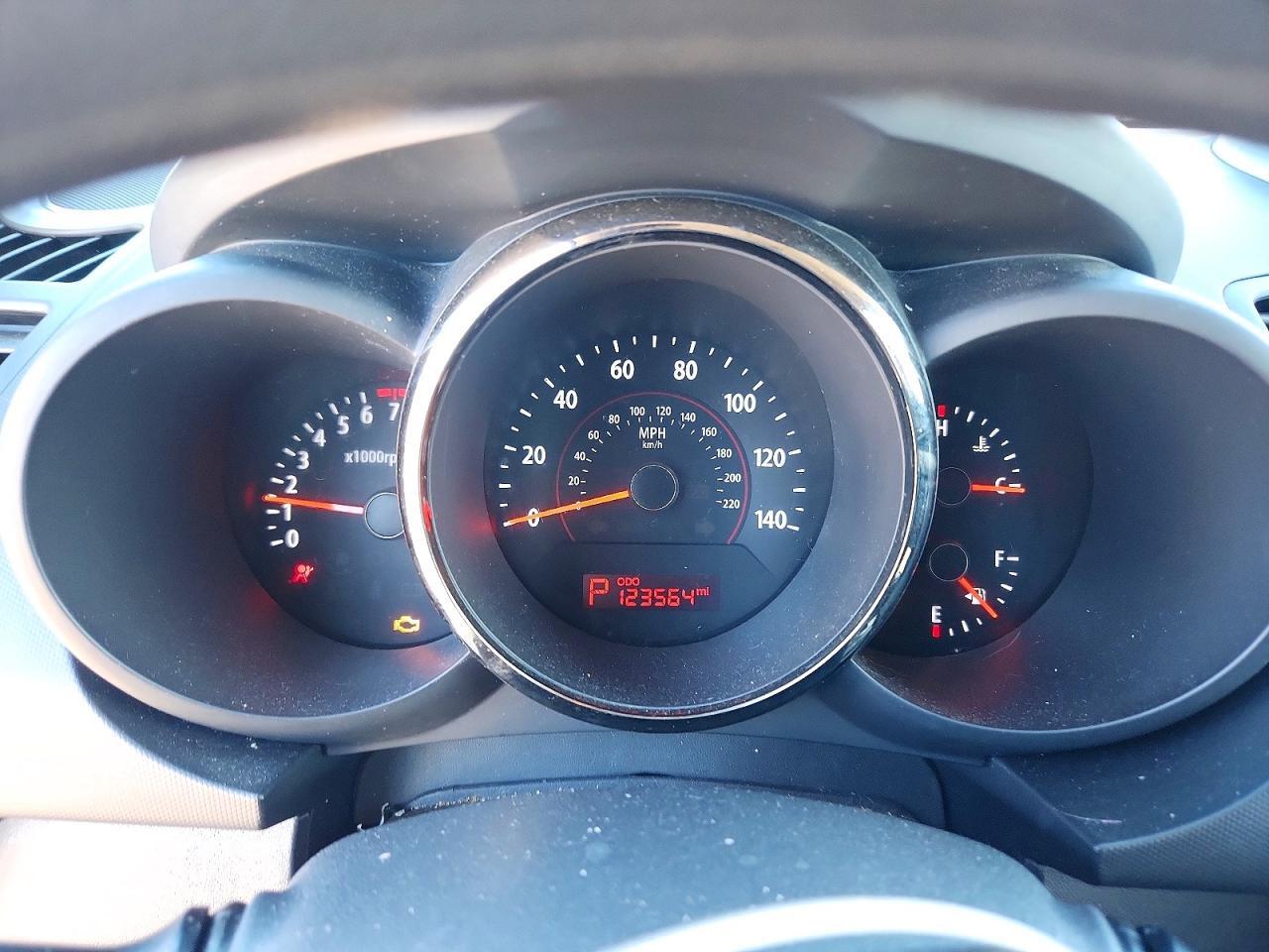 2010 KIA SOUL + — Фото 9 из 13