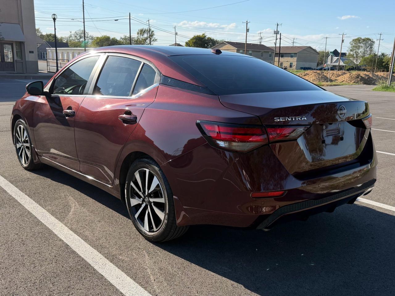 2025 NISSAN SENTRA SV — Фото 3 из 10