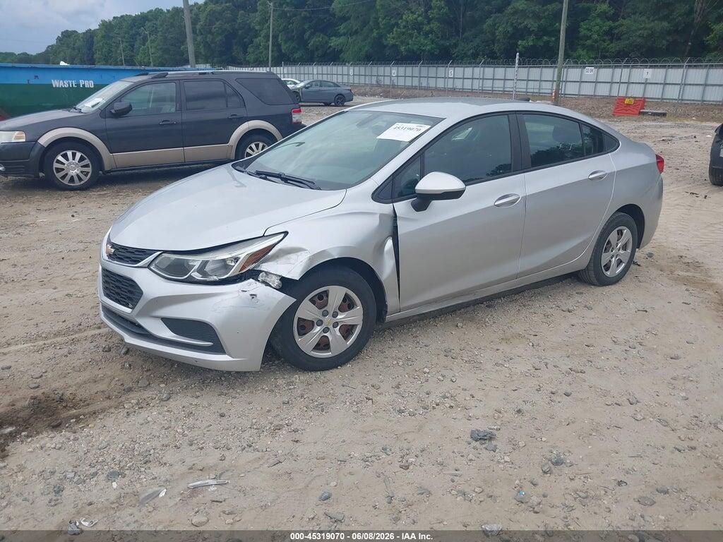 1G1BC5SM4J7215766 2018 CHEVROLET CRUZE photo no. 2
