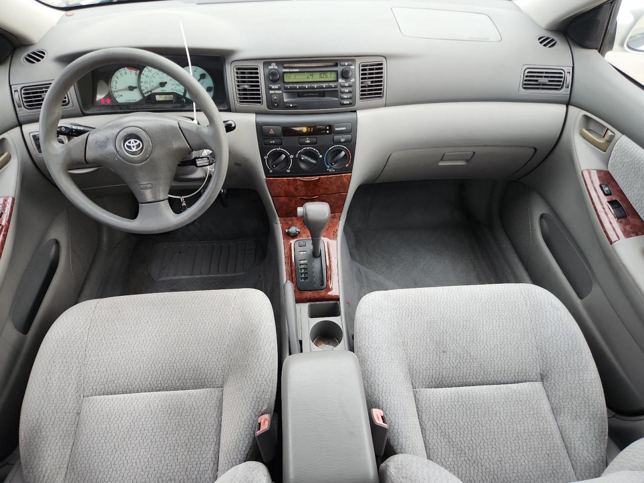 2004 TOYOTA COROLLA LE — Фото 8 из 12