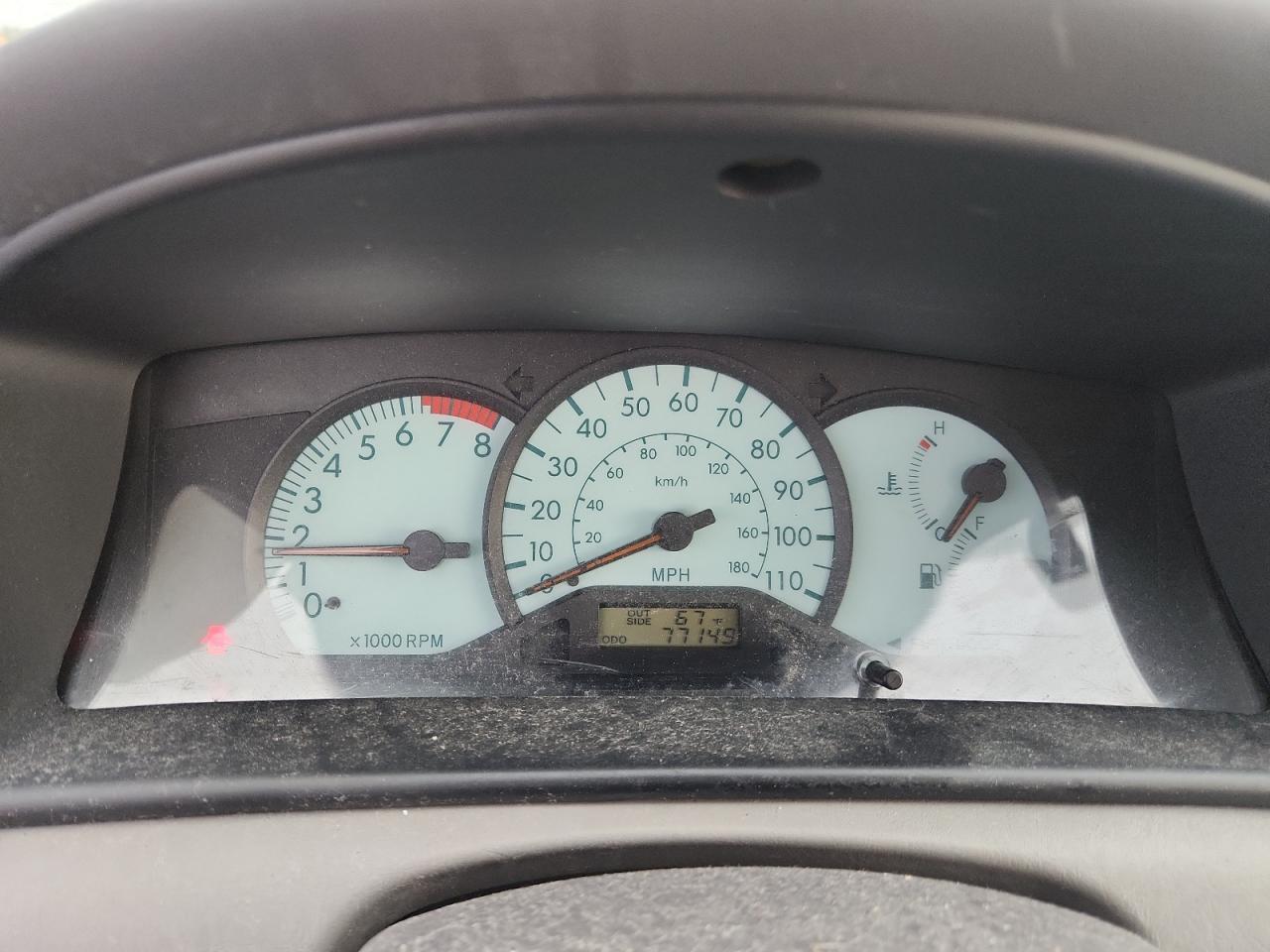 2004 TOYOTA COROLLA LE — Фото 9 из 12