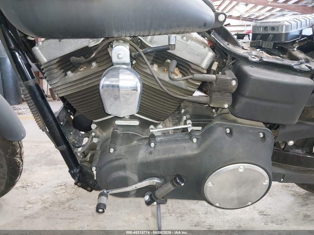 1HD1GX413CC336089 2012 HARLEY-DAVIDSON FXDB photo no. 9