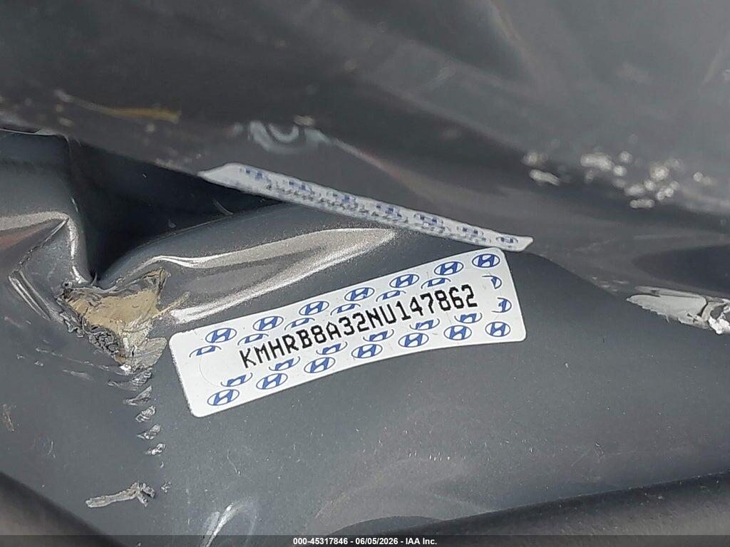 KMHRB8A32NU147862 2022 HYUNDAI VENUE photo no. 9