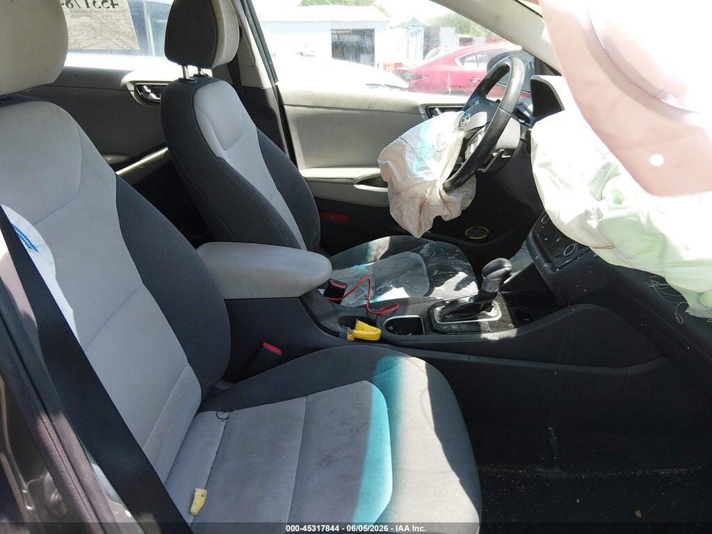 KMHC75LD4LU231349 2020 HYUNDAI IONIQ PLUG-IN HYBRID photo no. 5