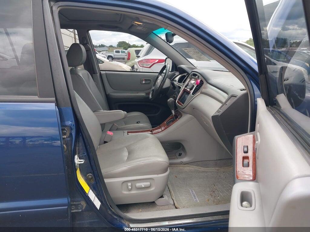 JTEEP21A850087492 2005 TOYOTA HIGHLANDER photo no. 5