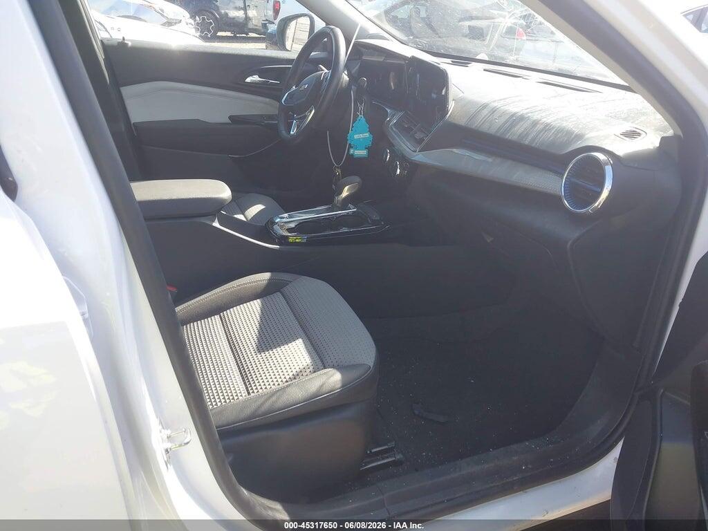 KL77LHE20RC026878 2024 CHEVROLET TRAX photo no. 5
