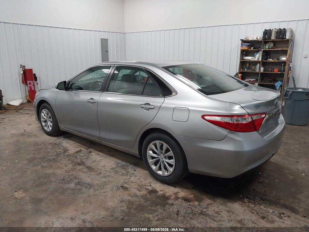 4T1BF1FK3FU932115 2015 TOYOTA CAMRY photo no. 3