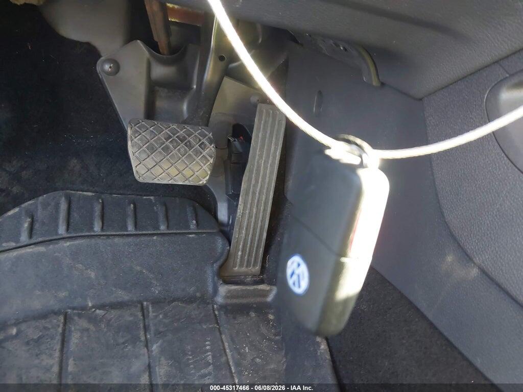 WVWBB71K48W343530 2008 VOLKSWAGEN RABBIT photo no. 11