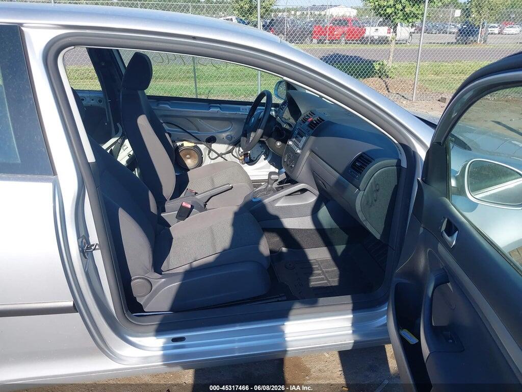 WVWBB71K48W343530 2008 VOLKSWAGEN RABBIT photo no. 5