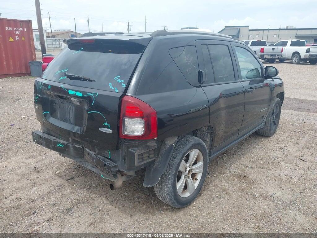 1C4NJDEB2HD154590 2017 JEEP COMPASS photo no. 4