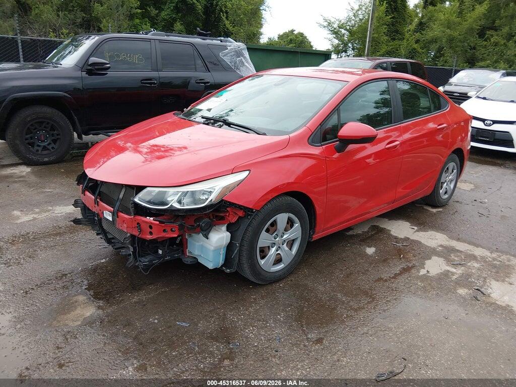 1G1BC5SM5J7125915 2018 CHEVROLET CRUZE photo no. 2