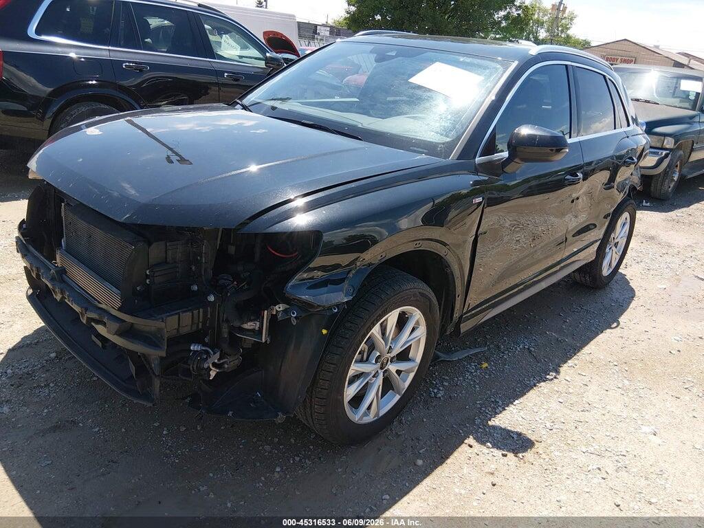 WA1DECF37P1113903 2023 AUDI Q3 photo no. 2