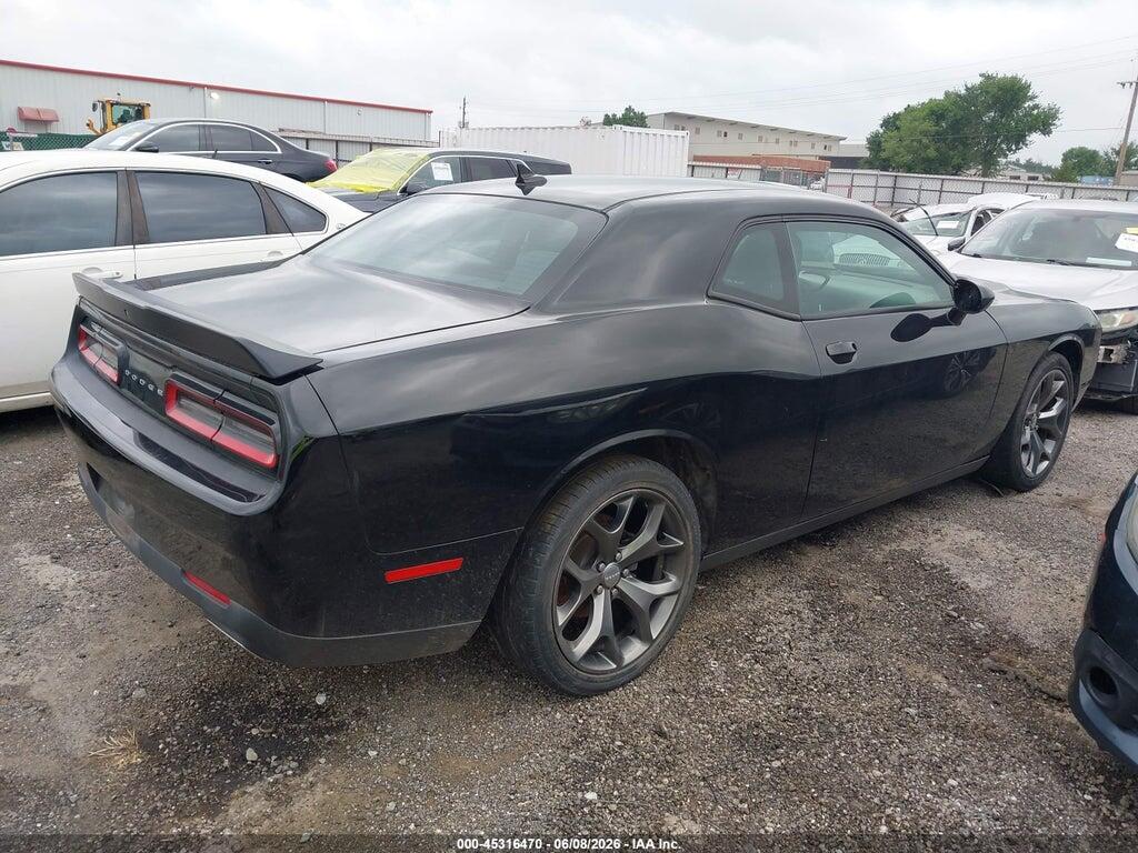 2C3CDZAG4GH352557 2016 DODGE CHALLENGER photo no. 4
