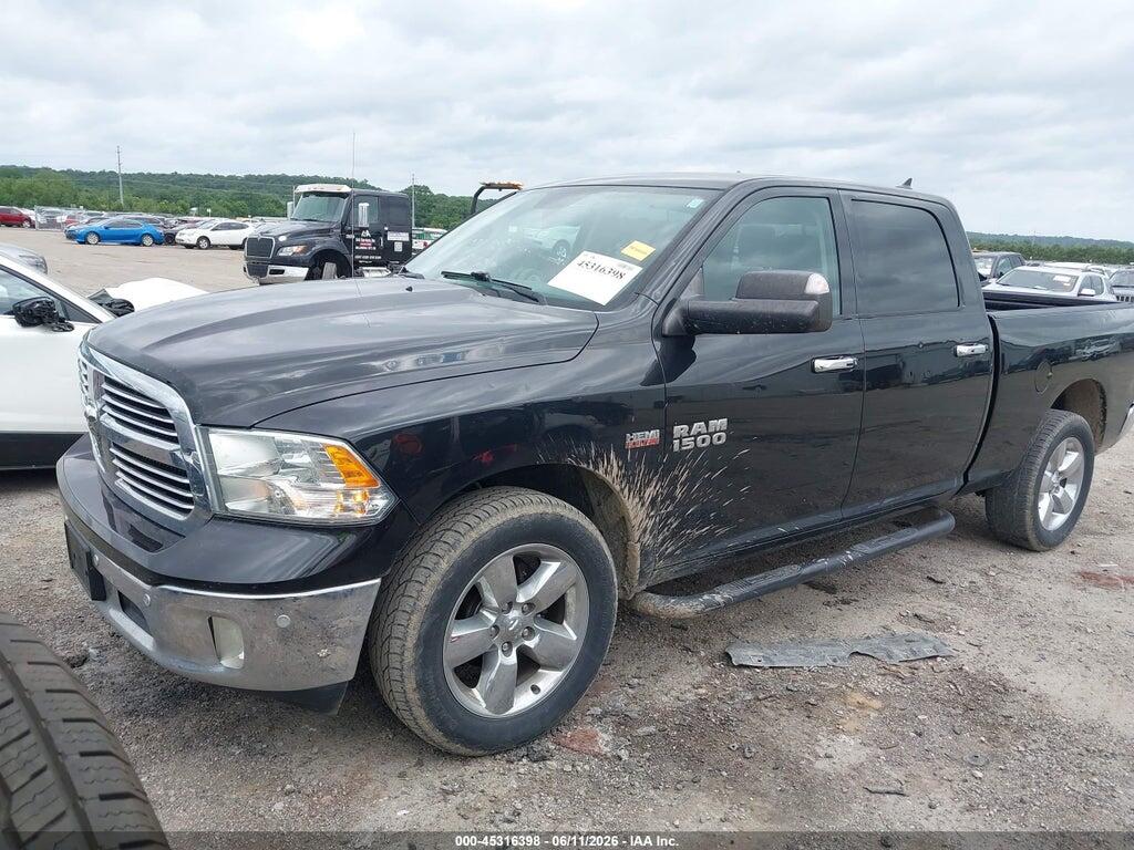 1C6RR7TT8JS152424 2018 RAM 1500 photo no. 2