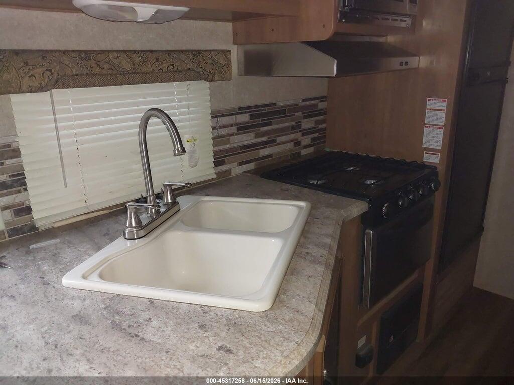 5ZT2CAUB2GA022618 2016 COACHMEN CATALINA photo no. 12