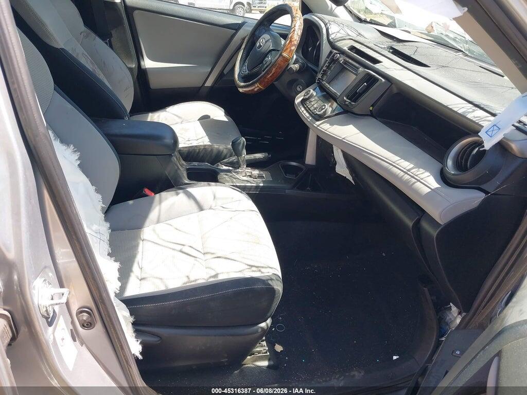 2T3WFREV9GW271288 2016 TOYOTA RAV4 photo no. 5