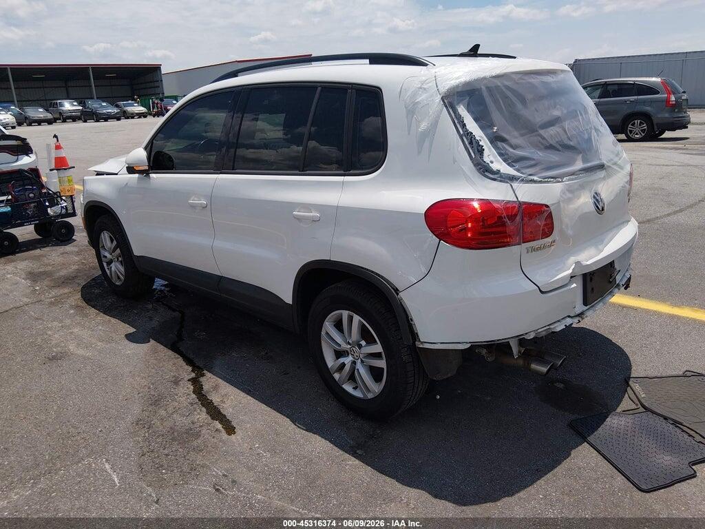 WVGAV7AX5HK023280 2017 VOLKSWAGEN TIGUAN photo no. 3