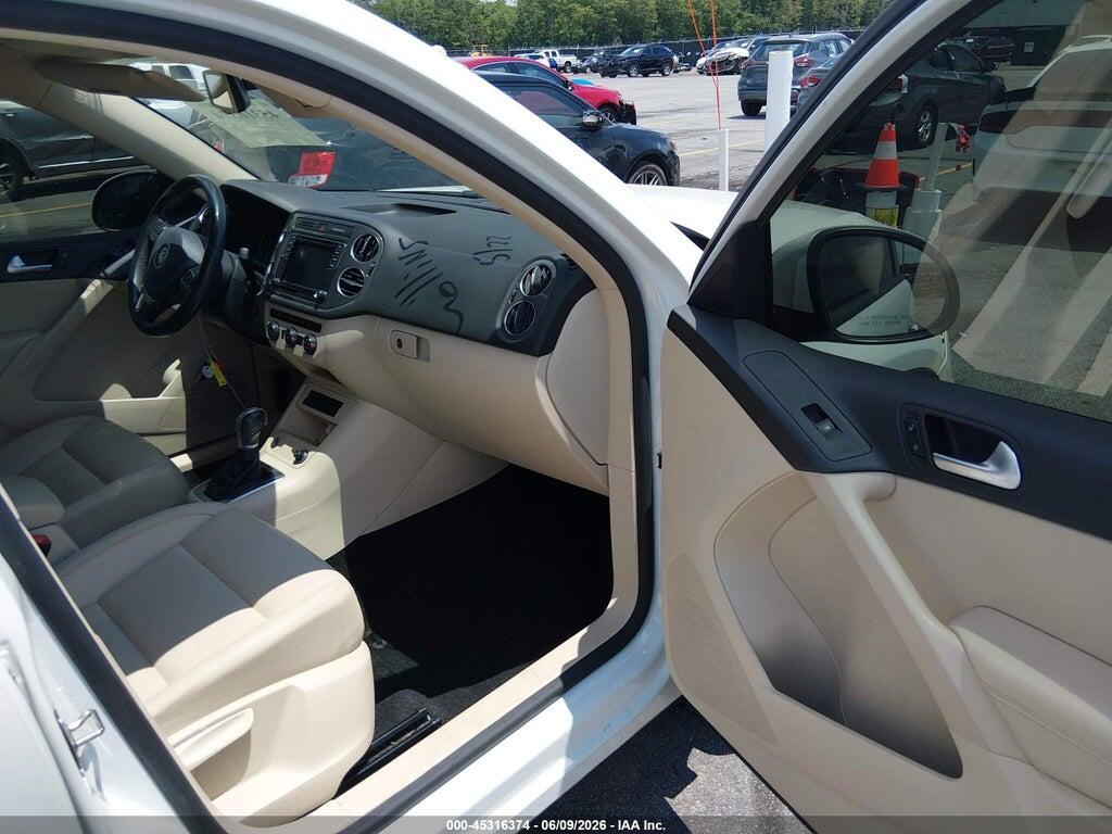 WVGAV7AX5HK023280 2017 VOLKSWAGEN TIGUAN photo no. 5