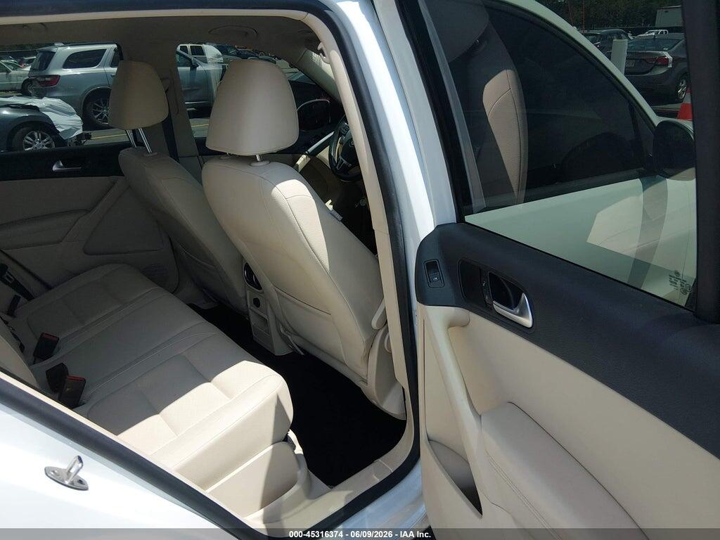 WVGAV7AX5HK023280 2017 VOLKSWAGEN TIGUAN photo no. 8