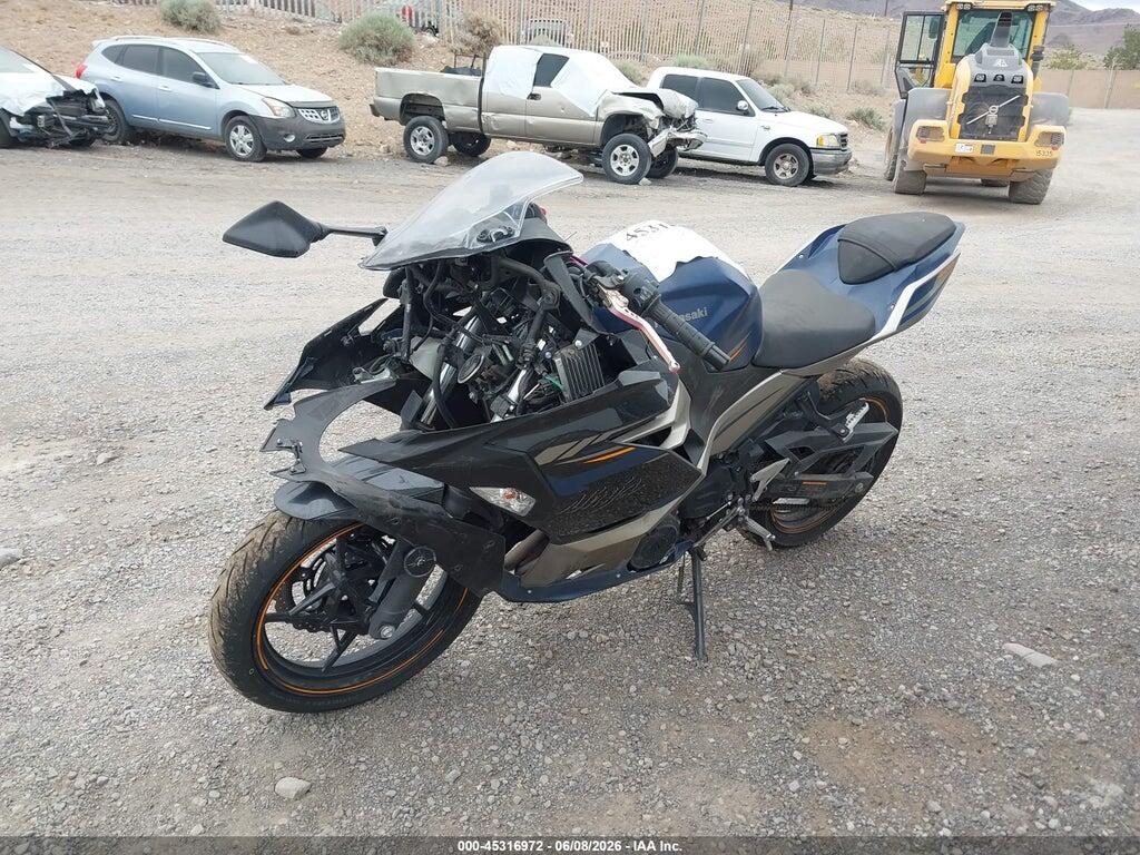 JKAEXKH14PDAR7147 2023 KAWASAKI EX400 photo no. 2