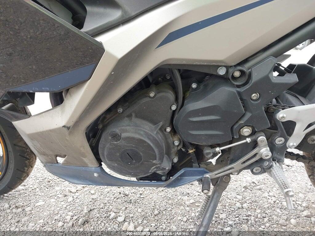 JKAEXKH14PDAR7147 2023 KAWASAKI EX400 photo no. 9