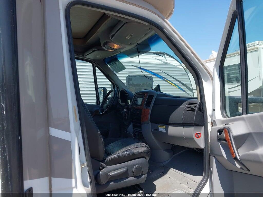 WDAPF4CC4F9599518 2015 MERCEDES-BENZ SPRINTER 3500 photo no. 5