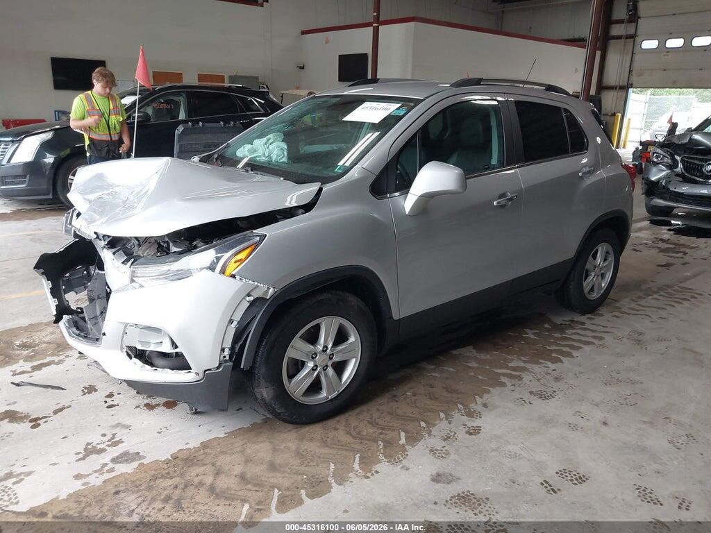 KL7CJLSB1KB962192 2019 CHEVROLET TRAX photo no. 2