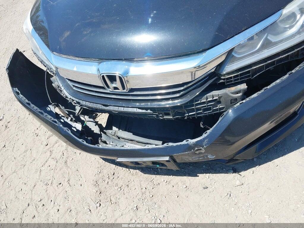 JHMCR6F53HC025301 2017 HONDA ACCORD HYBRID photo no. 6