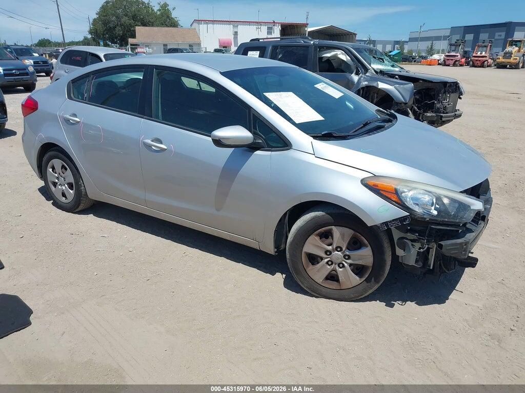 KNAFK4A6XG5488740 2016 KIA FORTE photo no. 1