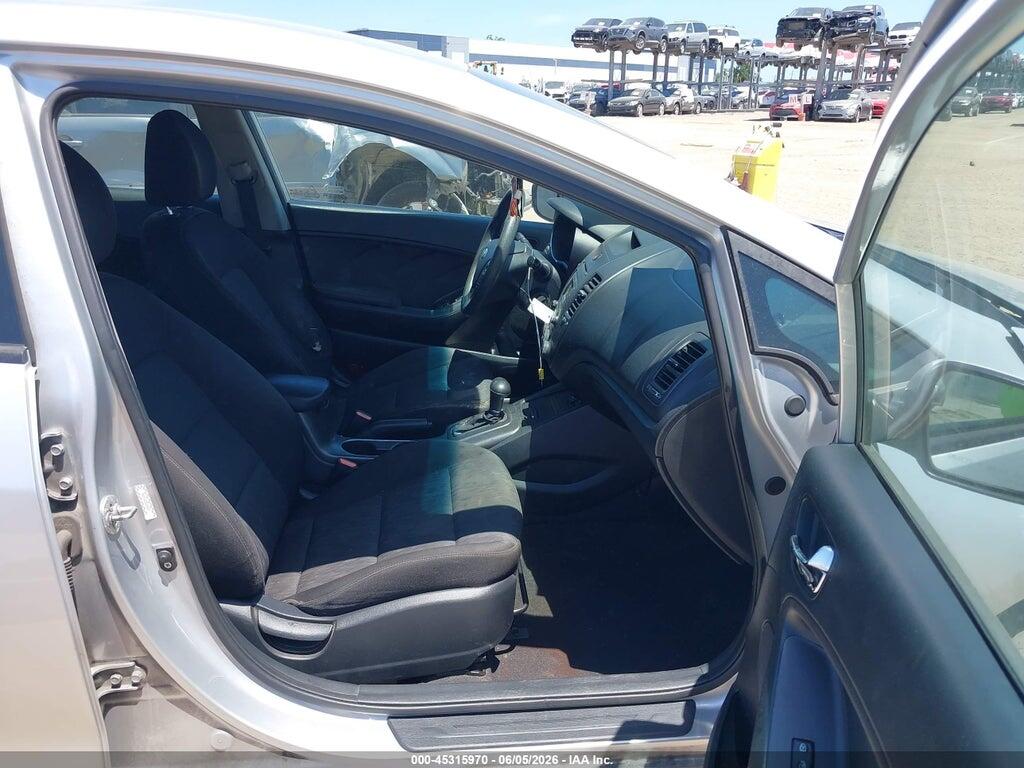 KNAFK4A6XG5488740 2016 KIA FORTE photo no. 5