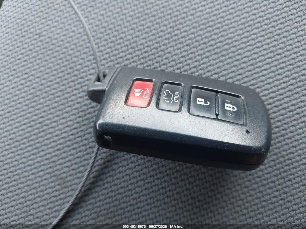 2T3YFREV2HW329641 2017 TOYOTA RAV4 photo no. 11