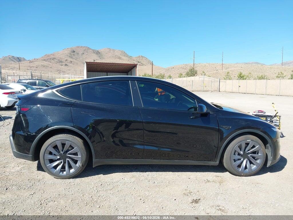 7SAYGDEE6TF577005 2026 TESLA MODEL Y photo no. 12