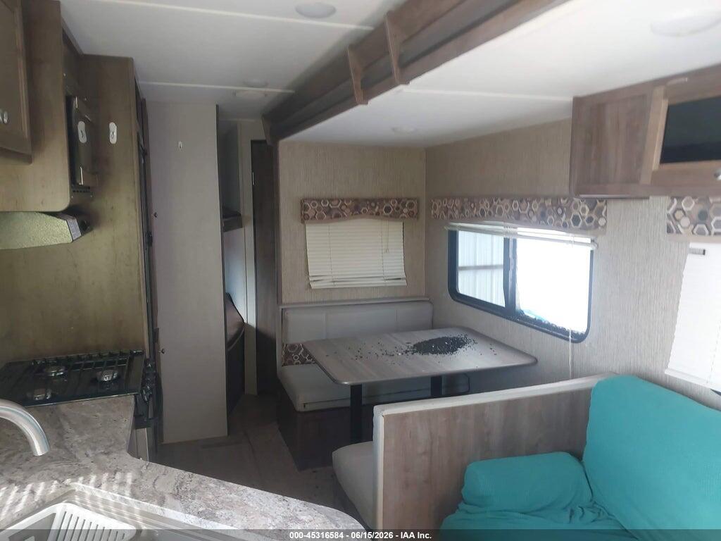 4YDT26221KH930709 2019 KEYSTONE COLEMAN photo no. 8