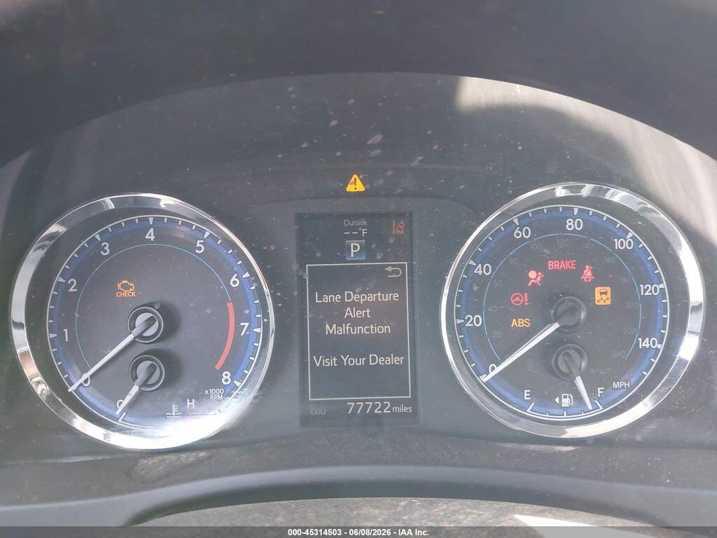 5YFBURHE3HP585563 2017 TOYOTA COROLLA photo no. 7