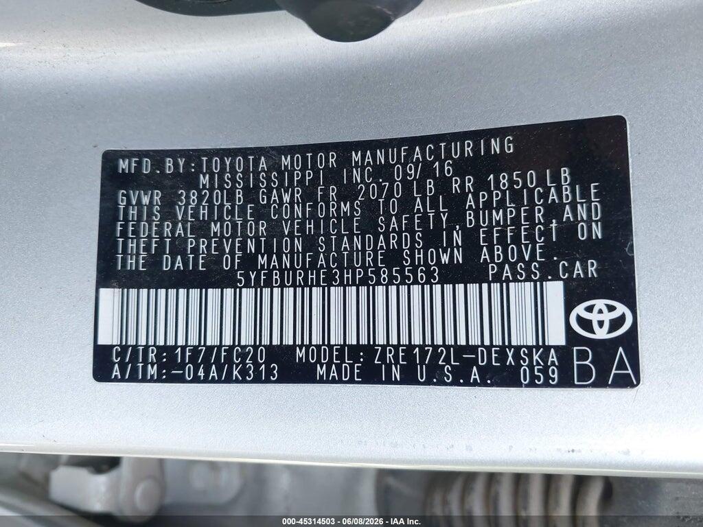 5YFBURHE3HP585563 2017 TOYOTA COROLLA photo no. 9