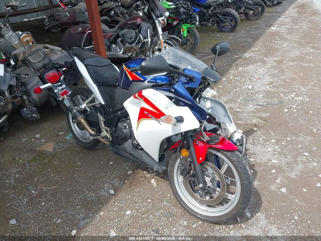 MLHMC4102C5200493 2012 HONDA CBR250 photo no. 1