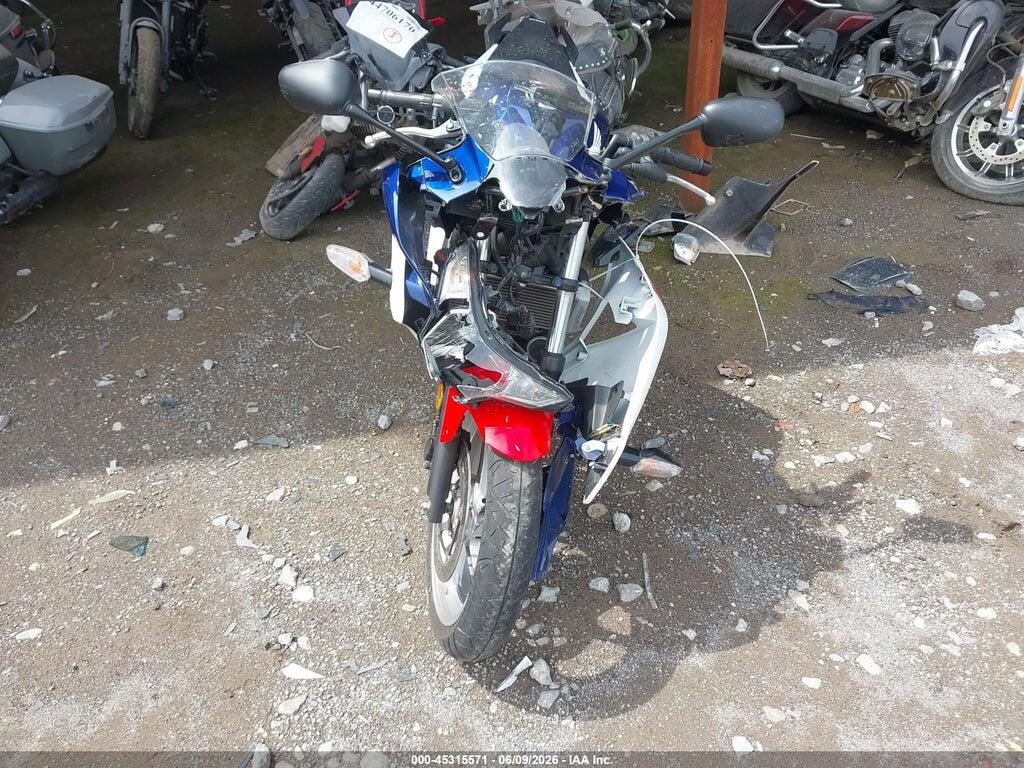 MLHMC4102C5200493 2012 HONDA CBR250 photo no. 5