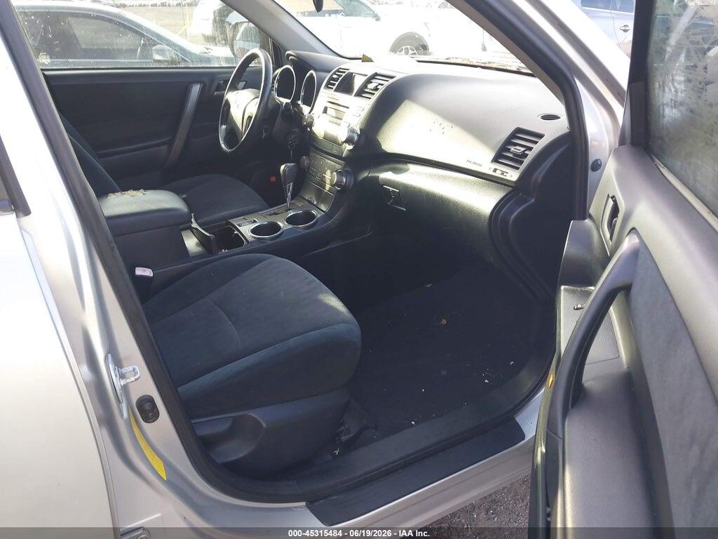 JTEDS43A882049773 2008 TOYOTA HIGHLANDER photo no. 5