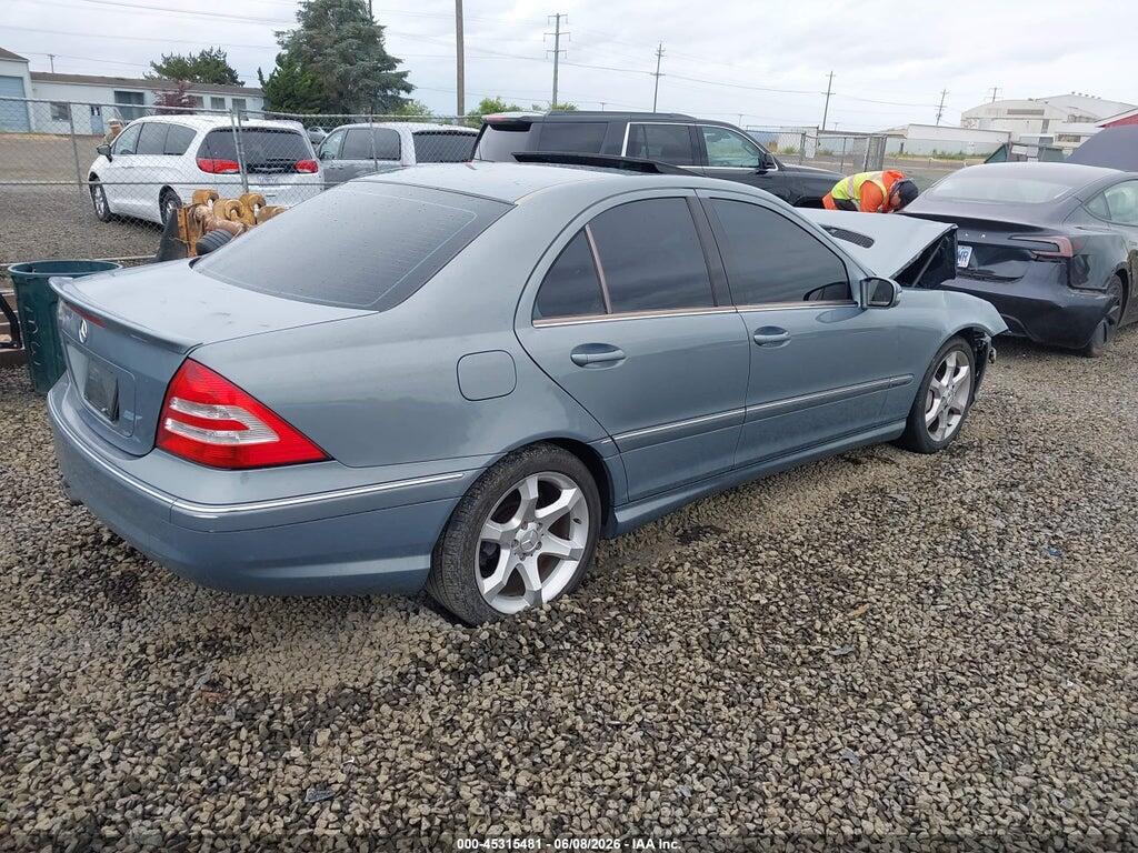 WDBRF52J57A925238 2007 MERCEDES-BENZ C 230 photo no. 4