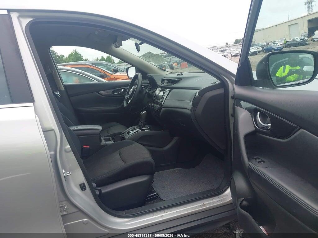 5N1AT2MT8HC773784 2017 NISSAN ROGUE photo no. 5