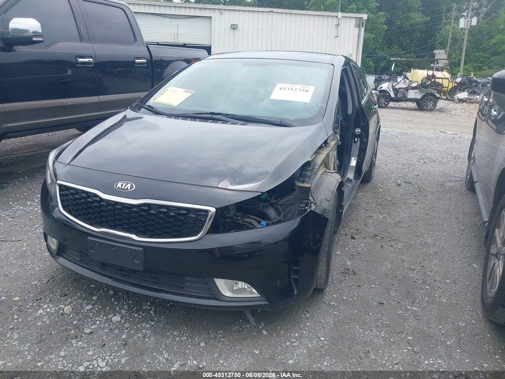 3KPFL4A80HE004968 2017 KIA FORTE photo no. 2