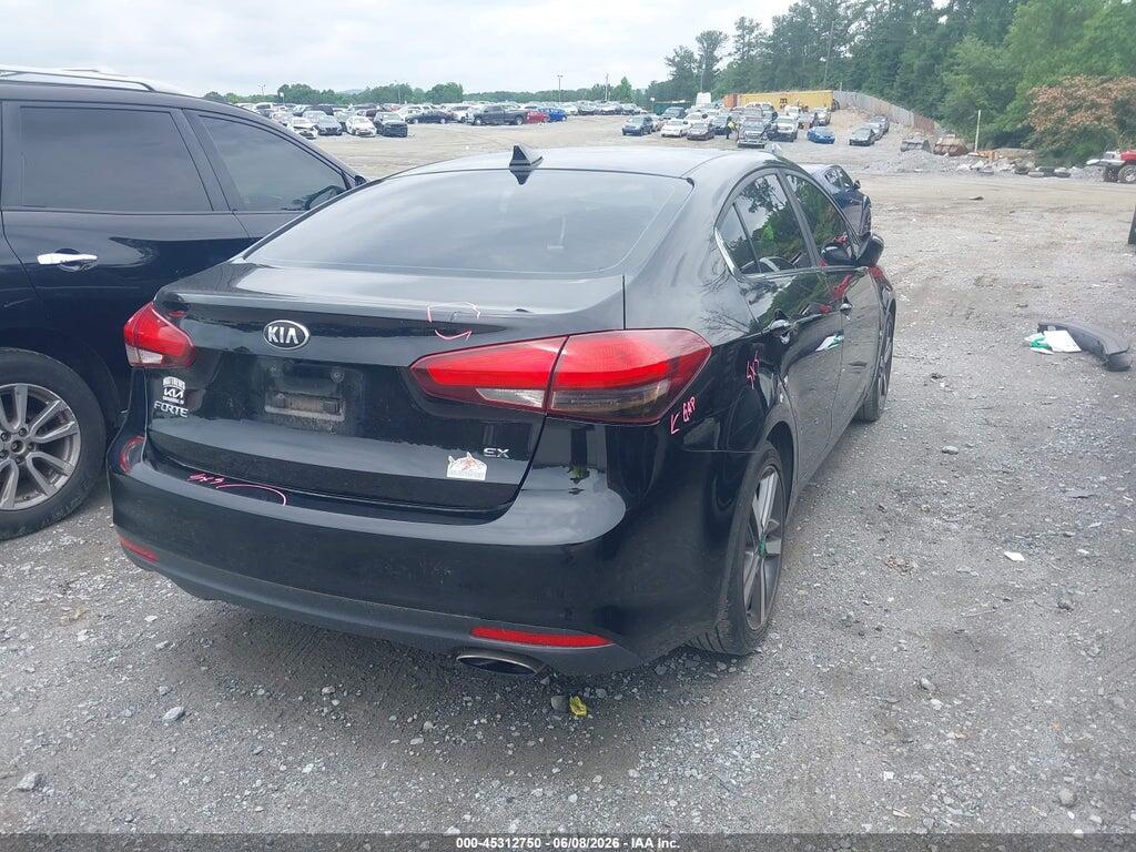 3KPFL4A80HE004968 2017 KIA FORTE photo no. 4