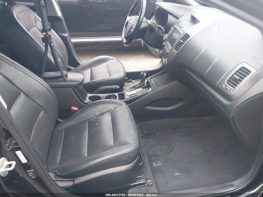 3KPFL4A80HE004968 2017 KIA FORTE photo no. 5