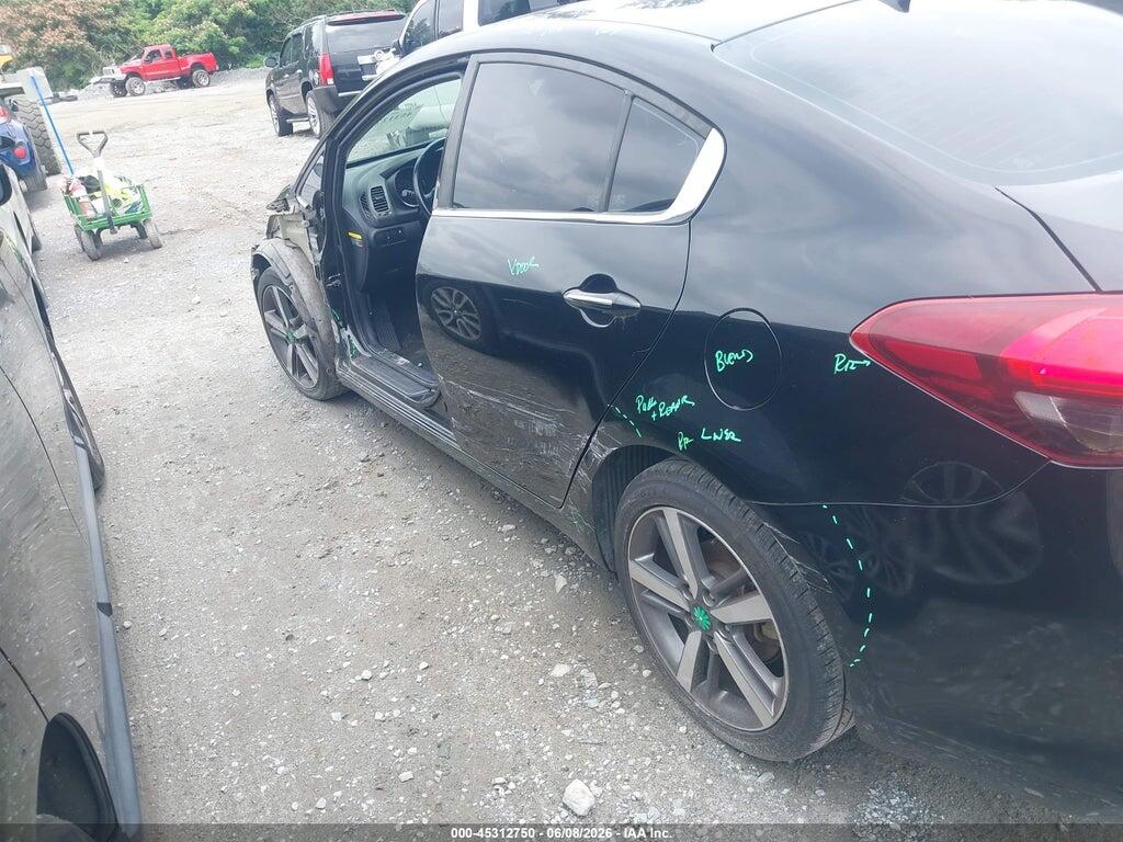 3KPFL4A80HE004968 2017 KIA FORTE photo no. 6