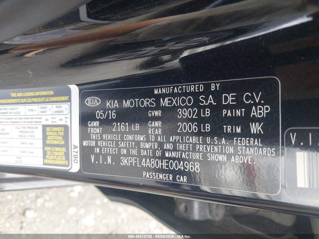 3KPFL4A80HE004968 2017 KIA FORTE photo no. 9
