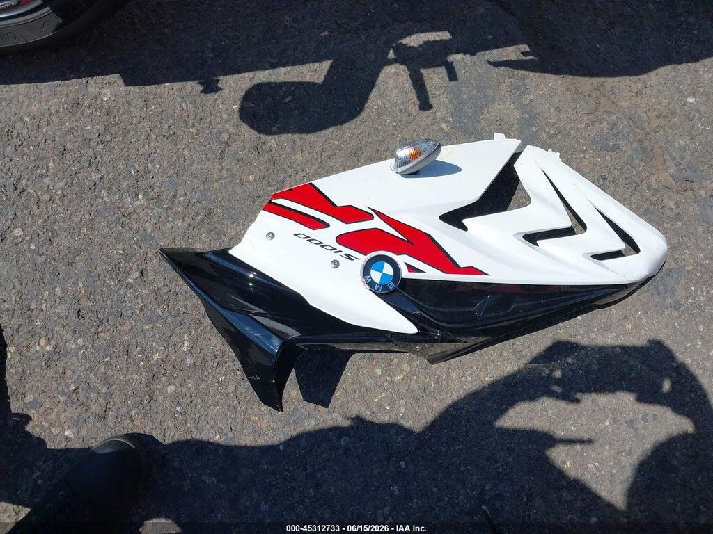 WB10D6000HZ709555 2017 BMW S 1000 photo no. 12