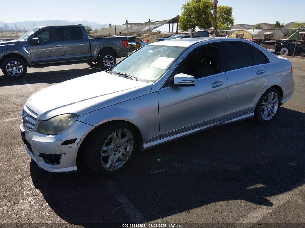 WDDGF4HBXDA779584 2013 MERCEDES-BENZ C 250 photo no. 2
